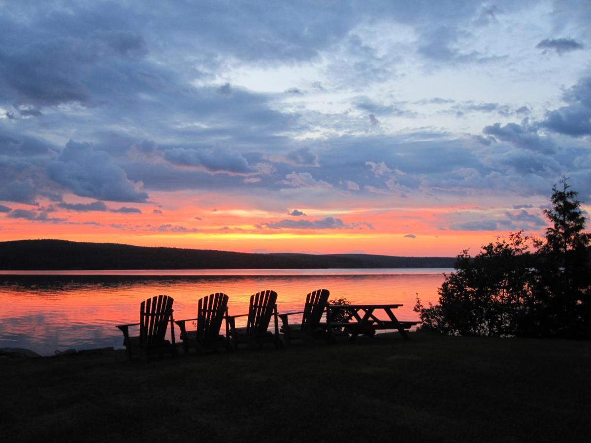Auberge Et Chalets Sur Le Lac Lac-Mégantic Kültér fotó
